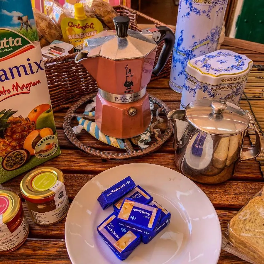 Couette-café Villa Il Vento E Il Mare Selargius